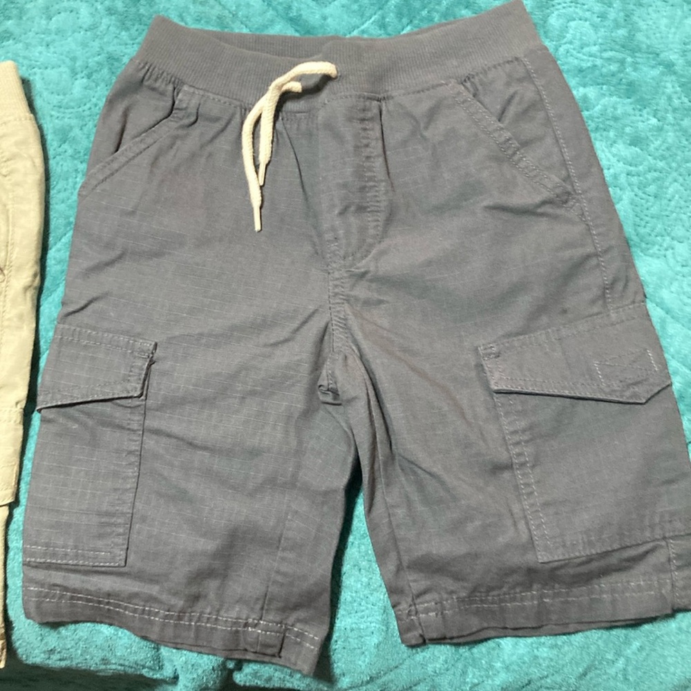Boys size small 6-7 basic editions shorts